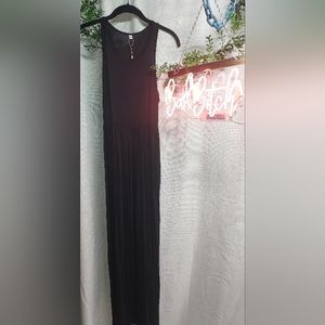 Black maxi dress with pockets